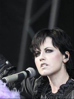 dolores-cranberries