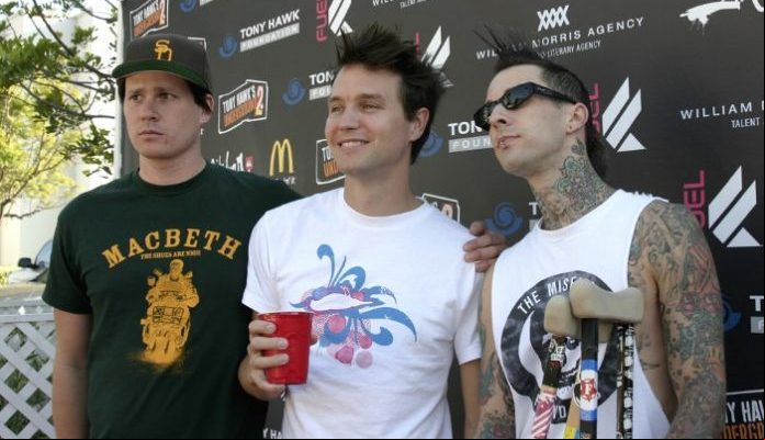 blink-182-2004-696x471