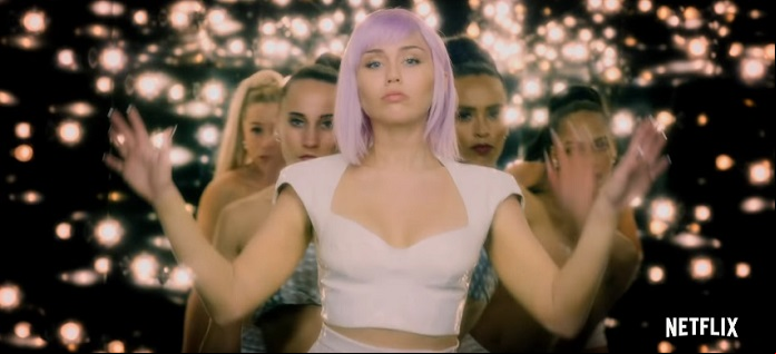 miley-cyrus-em-black-mirror
