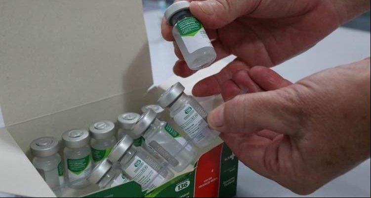 vacina-gripe-rogerio-da-silva-prefeitura_0_6_1-1