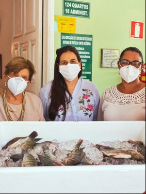 17-02-2021-christian-entrega-peixes-instituicoes-11